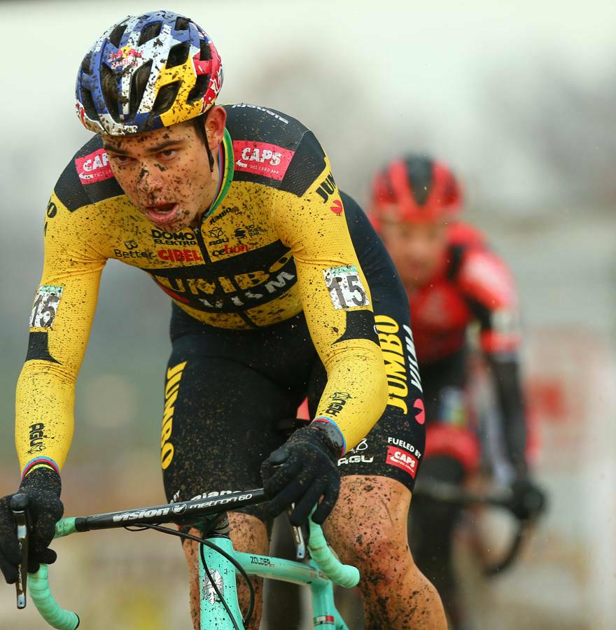 Van Aert en Pidcock openen seizoen in Telenet Superprestige in Boom