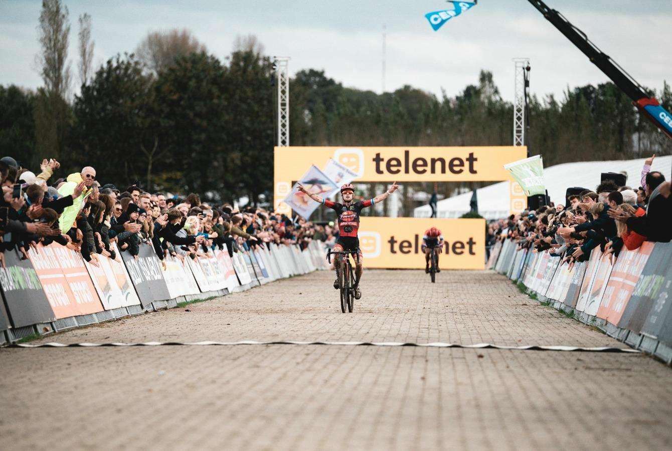 Iserbyt met vierde opeenvolgende zege in Ruddervoorde