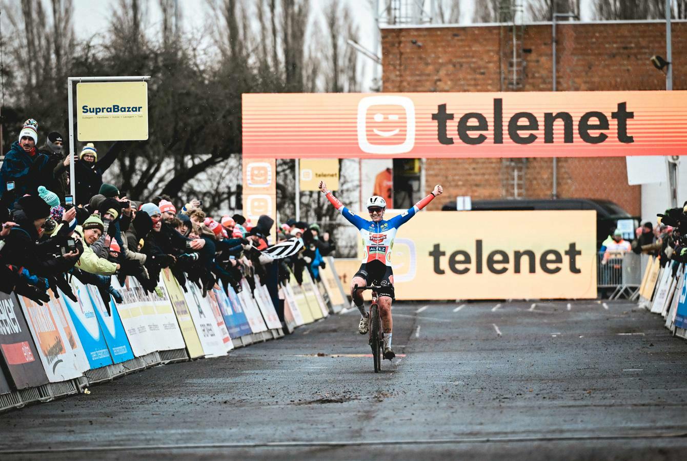 Fouquenet thanks new employer with victory in Gullegem
